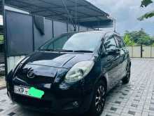 Toyota Vitz 2011 Car