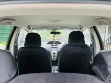 https://riyasewana.com/uploads/toyota-vitz-2211470124592.jpg