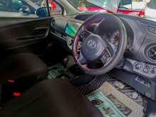 https://riyasewana.com/uploads/toyota-vitz-22122901333.jpg