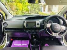https://riyasewana.com/uploads/toyota-vitz-22220557305.jpg