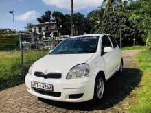 Toyota Vitz 2000 Car