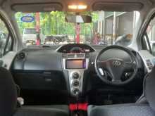 Toyota Vitz 2006 Car