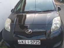 Toyota VITZ 2008 Car