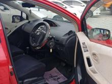 https://riyasewana.com/uploads/toyota-vitz-261538126614.jpg
