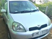 Toyota Vitz 2000 Car