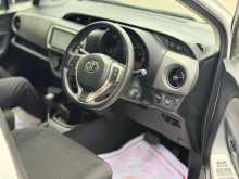 https://riyasewana.com/uploads/toyota-vitz-2693429503.jpg