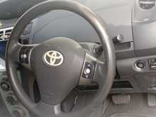 https://riyasewana.com/uploads/toyota-vitz-27143557202.jpg