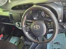 https://riyasewana.com/uploads/toyota-vitz-2793445654.jpg