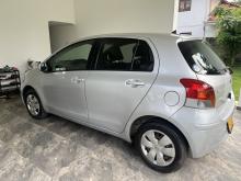 https://riyasewana.com/uploads/toyota-vitz-2813142610433.jpg