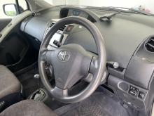 https://riyasewana.com/uploads/toyota-vitz-2813142710755.jpg