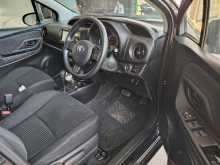 https://riyasewana.com/uploads/toyota-vitz-281332284333.jpg