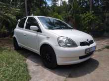 Toyota VITZ 2002 Car