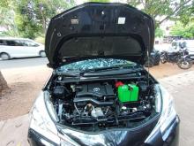 https://riyasewana.com/uploads/toyota-vitz-291514186896.jpg