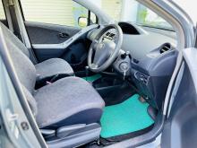 https://riyasewana.com/uploads/toyota-vitz-2918553917265.jpg
