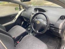 https://riyasewana.com/uploads/toyota-vitz-29455624722.jpg