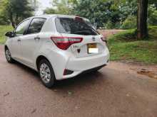 https://riyasewana.com/uploads/toyota-vitz-2nd-3100942753.jpg