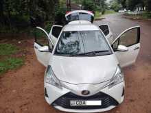https://riyasewana.com/uploads/toyota-vitz-2nd-3100942972.jpg