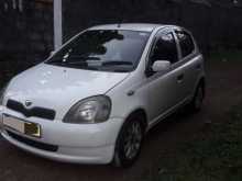 Toyota VITZ 2001 Car