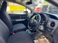 https://riyasewana.com/uploads/toyota-vitz-30165043225.jpg