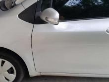 https://riyasewana.com/uploads/toyota-vitz-30826386945.jpg