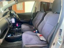 https://riyasewana.com/uploads/toyota-vitz-3112490717695.jpg
