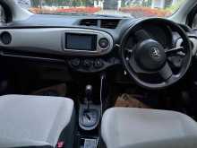 https://riyasewana.com/uploads/toyota-vitz-312211522033.jpg