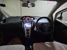https://riyasewana.com/uploads/toyota-vitz-31805344963.jpg