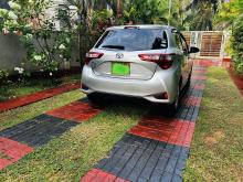 https://riyasewana.com/uploads/toyota-vitz-321091317763.jpg
