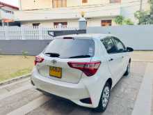 https://riyasewana.com/uploads/toyota-vitz-3rd-22106084533.jpg