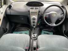 https://riyasewana.com/uploads/toyota-vitz-4113958164.jpg