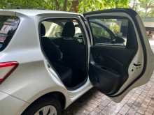https://riyasewana.com/uploads/toyota-vitz-4171838843.jpg