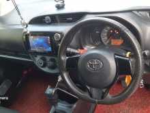 https://riyasewana.com/uploads/toyota-vitz-41824344853.jpg