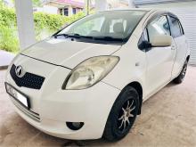 Toyota Vitz 2007 Car