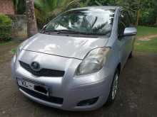 Toyota Vitz 2009 Car