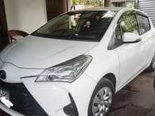 https://riyasewana.com/uploads/toyota-vitz-5211346982.jpg