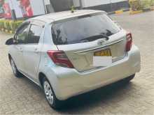 https://riyasewana.com/uploads/toyota-vitz-572338173.jpg