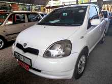 Toyota VITZ 2000 Car