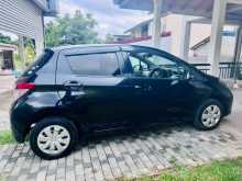 https://riyasewana.com/uploads/toyota-vitz-61247334863.jpg
