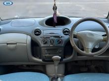 https://riyasewana.com/uploads/toyota-vitz-612485410146.jpg