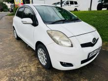 https://riyasewana.com/uploads/toyota-vitz-61311106485.jpg