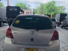 https://riyasewana.com/uploads/toyota-vitz-616015726.jpg