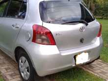 https://riyasewana.com/uploads/toyota-vitz-61907474263.jpg