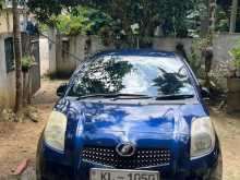 Toyota Vitz 2009 Car