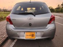 https://riyasewana.com/uploads/toyota-vitz-62121156446.jpg