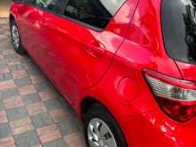 https://riyasewana.com/uploads/toyota-vitz-685940724.jpg