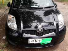 https://riyasewana.com/uploads/toyota-vitz-712063543.jpg