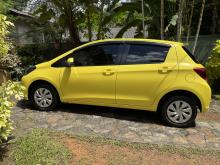 https://riyasewana.com/uploads/toyota-vitz-77403817505.jpg