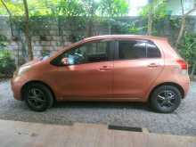 Toyota Vitz Own2 Records Awailable 2011 Car