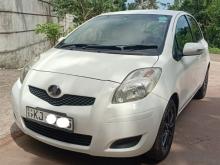 Toyota Vitz 8 2007 Car