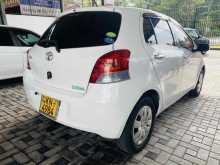 https://riyasewana.com/uploads/toyota-vitz-8-413091022522.jpg
